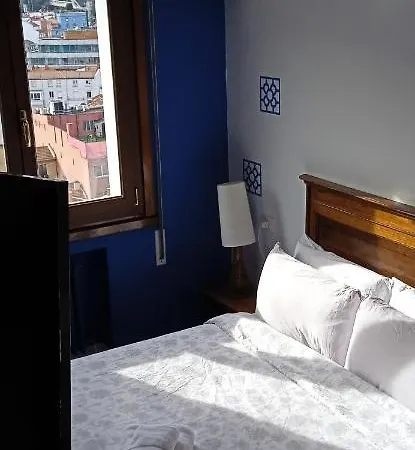 Habitación en casa particular Superviews, Parking 24h Vigilado Incluido Y Netflix En Habitación Independiente Con Baño Privado En Particular, Français&english Bilbao