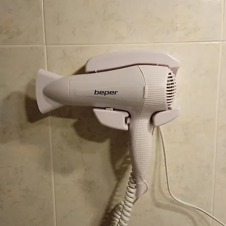 Superviews: Private With Bath, Parking & Netflix Bilbao