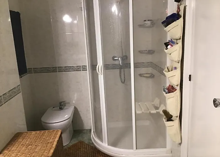 Homestay Superviews: Private With Bath, Parking & Netflix *