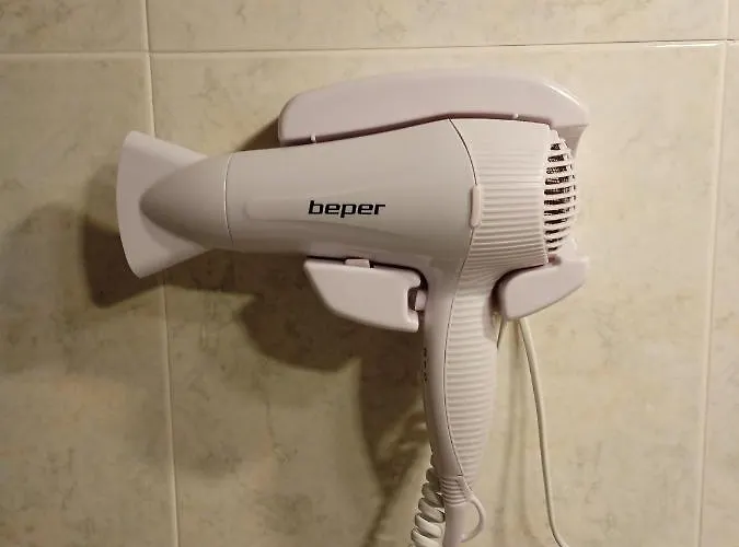 Superviews Y Parking Vigilado En Independiente, Bano Privado, En Particular, Francais&english بلباو