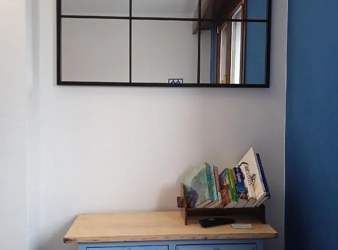 Superviews: Private With Bath, Parking & Netflix *